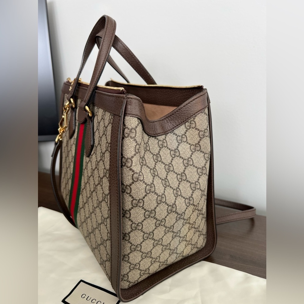 Authentic Gucci Supreme Monogram Web Medium Ophidia Tote - Picture 4 of 16